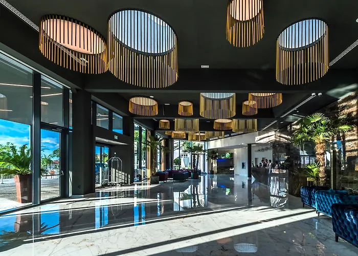 Grand Adriatic 4* Οπατία