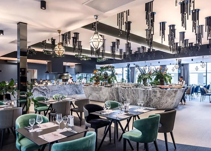 Grand Adriatic Ξενοδοχείο 4*